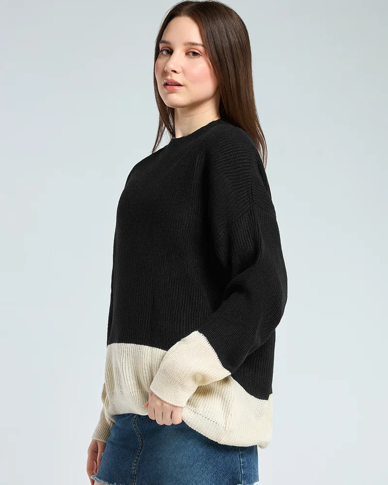 بيواكوف Women's Black & Gradenia Super Loose Fit Sweater